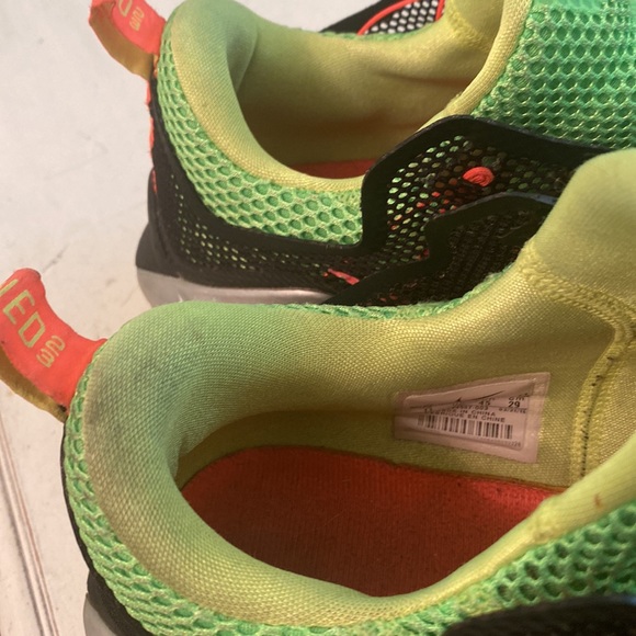 Nike LeBron 12 Low Remix 724557-003 shoes main image 10